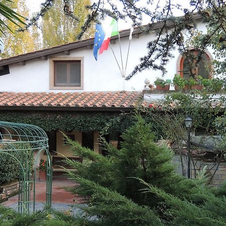 Country Relais I Due Laghi Villa อันกุยลารา ซาบาเซีย ภายนอก รูปภาพ