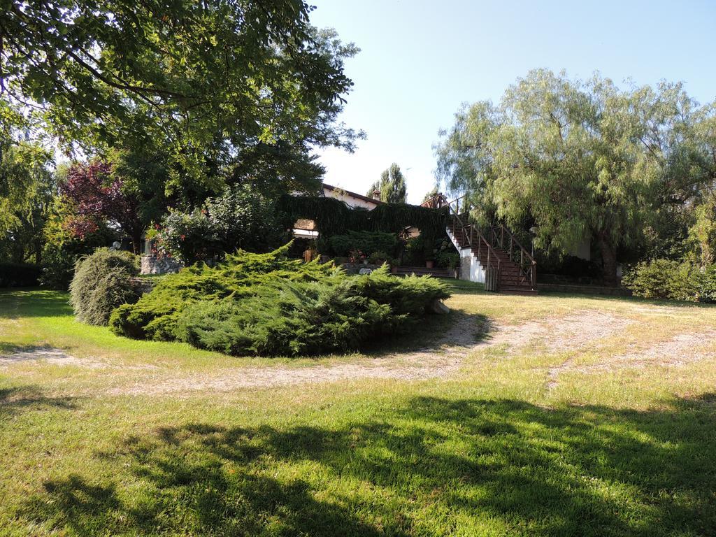 Country Relais I Due Laghi Villa อันกุยลารา ซาบาเซีย ภายนอก รูปภาพ