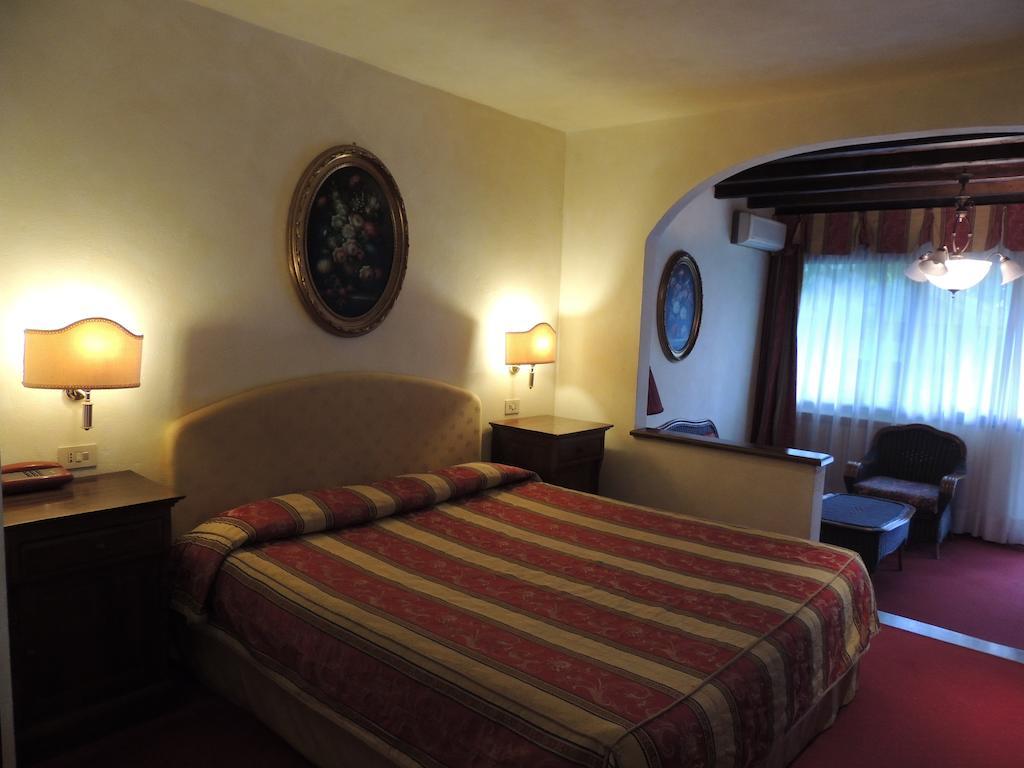 Country Relais I Due Laghi Villa อันกุยลารา ซาบาเซีย ห้อง รูปภาพ