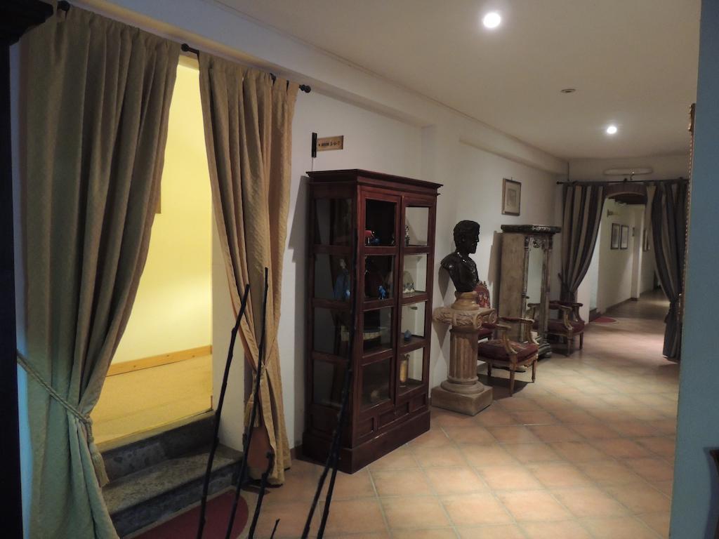 Country Relais I Due Laghi Villa อันกุยลารา ซาบาเซีย ภายนอก รูปภาพ