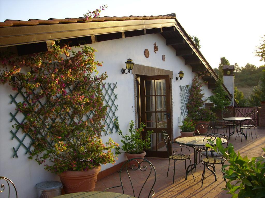 Country Relais I Due Laghi Villa อันกุยลารา ซาบาเซีย ภายนอก รูปภาพ